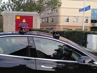 Dakdragerset voor de Tesla model 3 (afgebeeld is de wingbar zwart)