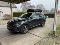 Kia Sorento | N7 680 liter | Hoogglans zwart | Model Marlin