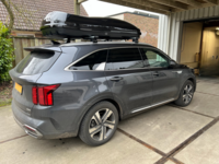 Kia Sorento | N7 680 liter | Hoogglans zwart | Model Marlin