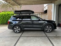 Kia Sorento | N7 680 liter | Hoogglans zwart | Model Marlin