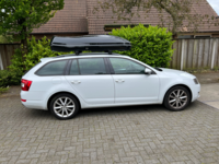 Skoda Octavia | N7 680 liter | Hoogglans zwart | Model Marlin