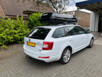 Skoda Octavia | N7 680 liter | Hoogglans zwart | Model Marlin