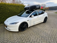 Tesla Model 3 | N20 480 liter | Hoogglans zwart | Model Koral