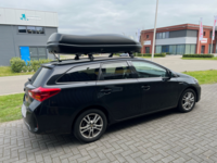 Toyota Auris Sports Tourer | N7 680 liter | Mat zwart | Model Marlin