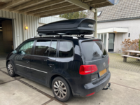 Volkswagen Touran | N21 630 liter | Mat zwart | Model Koral