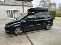 Volkswagen Touran | N21 630 liter | Mat zwart | Model Koral