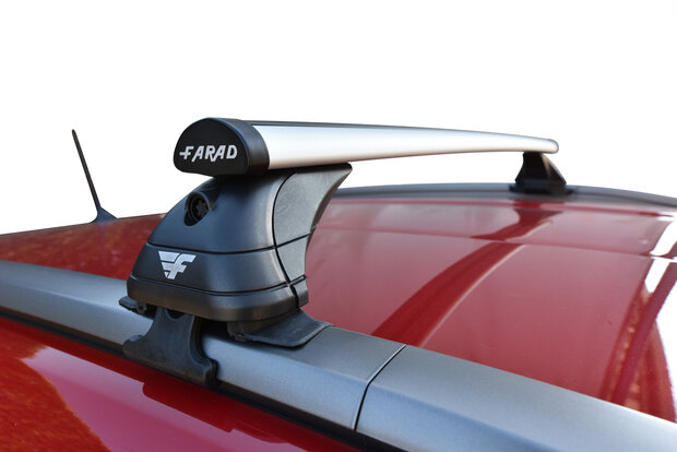 Dakdragers Seat Ibiza ST 2010-2017 gesloten dakrailing LX1ALU100