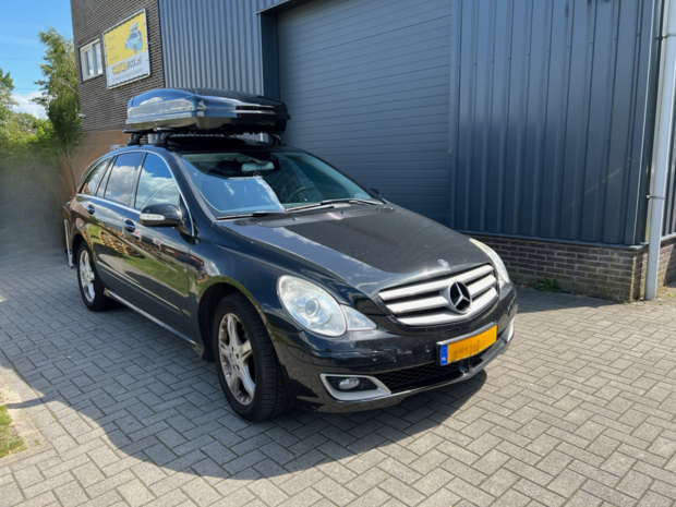 Mercedes R-klasse | N21 630 liter | Hoogglans zwart | Model Koral