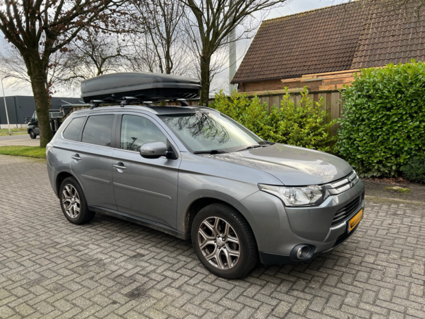 Mitsubishi Outlander | N21 630 liter | Mat zwart | Model Koral