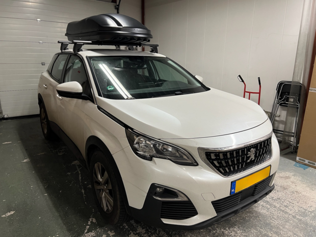 Peugeot 3008 | N6 480 liter | Mat zwart | Model Marlin