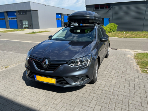 Renault Megane | N7 680 liter | Mat zwart | Model Marlin