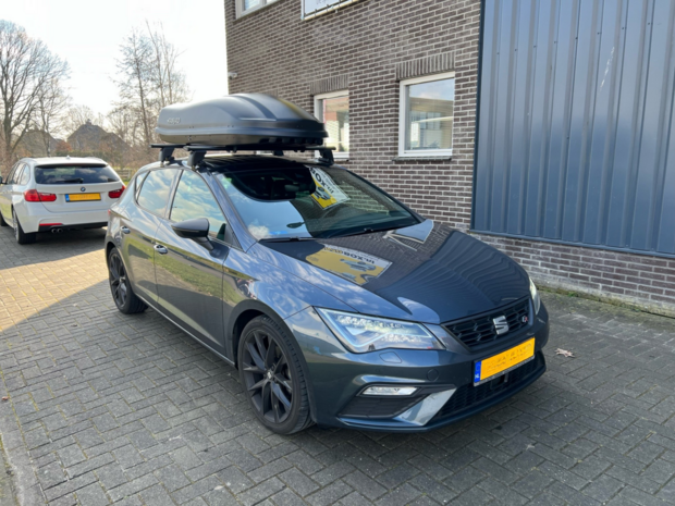 Seat Leon | N6 480 liter | Mat zwart | Model Marlin