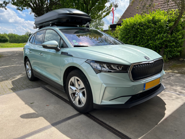 Skoda Enyaq | N7 680 liter | Mat zwart | Model Marlin