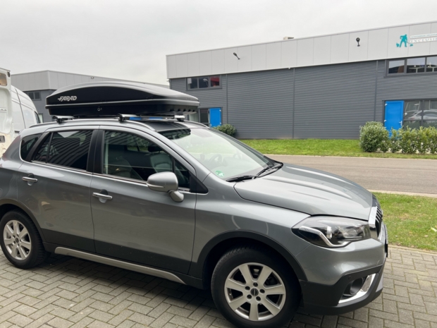 Suzuki SX4 S-cross | N18 430 liter | Mat zwart | Model Crub