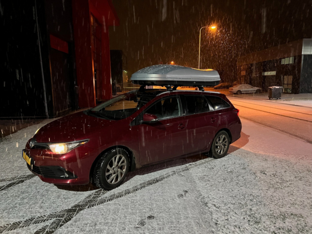 Toyota Auris Sports Tourer | N7 680 liter | Grijs | Model Marlin