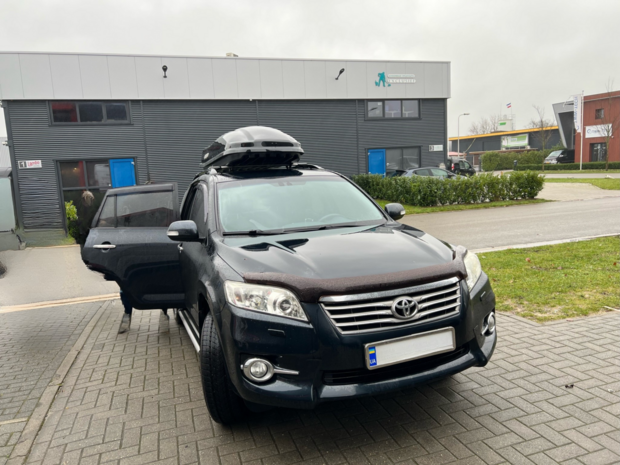 Toyota RAV4 | N6 480 liter | Hoogglans zwart | Model Marlin