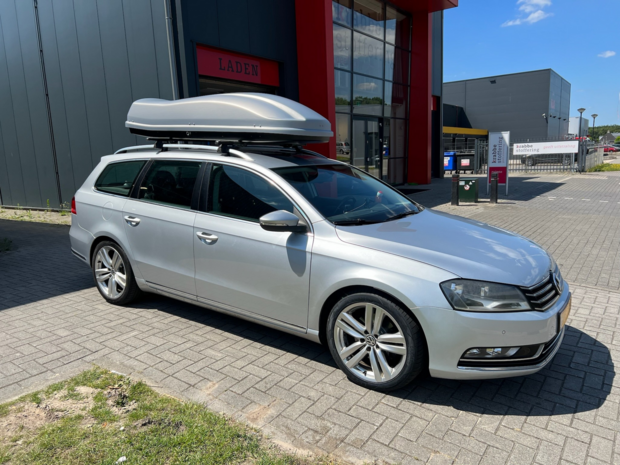 Volkswagen Passat | N11 530 liter | Grijs | Model Marlin