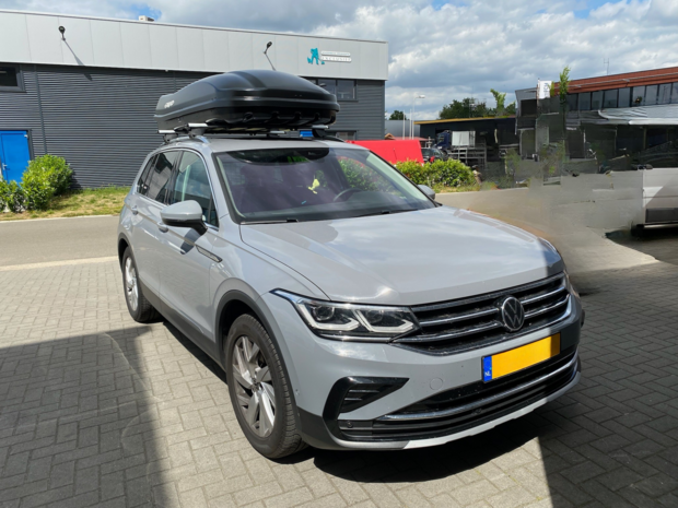 Volkswagen Tiguan | N7 680 liter | Mat zwart | Model Marlin