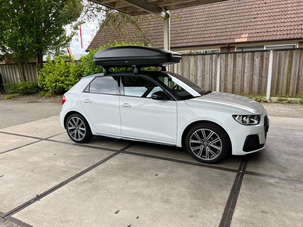 Audi A3 Sportback | N18 430 liter | Mat zwart | Model Crub