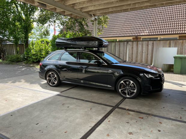 Audi A4 Avant | N7 680 liter | Hoogglans zwart | Model Marlin