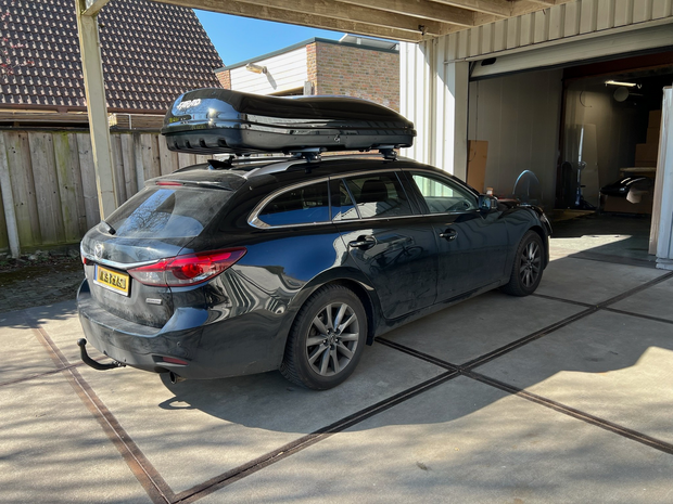 Mazda 6 | N7 680 liter | Hoogglans zwart | Model Marlin