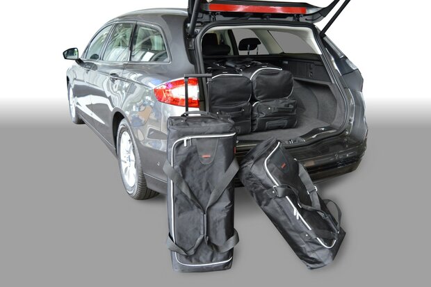 Reistassenset geschikt voor Ford Mondeo V 2014-2022 wagon Original