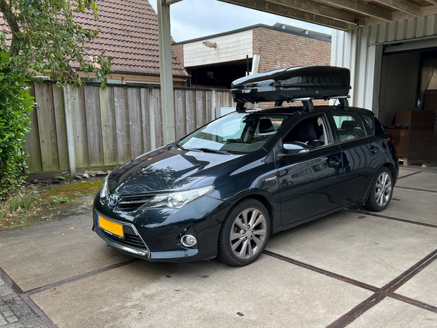 Toyota Auris | N20 480 liter | Hoogglans zwart | Model Koral