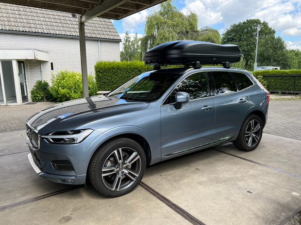 Volvo XC60 | N7 680 liter | Mat zwart | Model Marlin