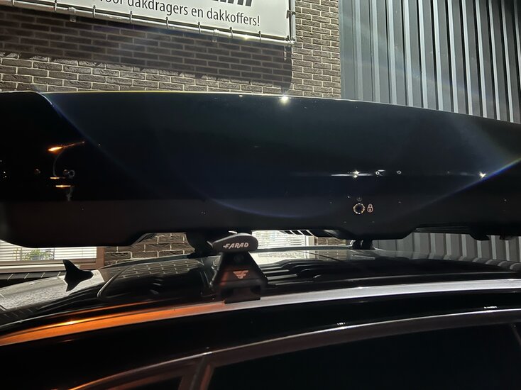 Audi Q5 | N21 630 liter | Hoogglans zwart | Model Koral