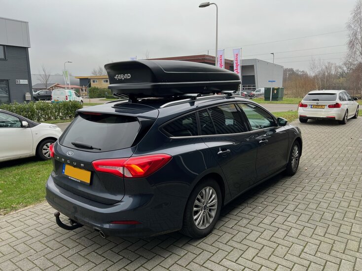 Ford Focus | N21 630 liter | Mat zwart | Model Koral