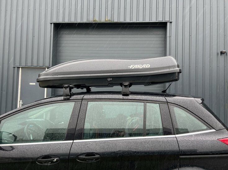 Ford Gran C-max | N7 680 liter | Mat zwart | Model Marlin