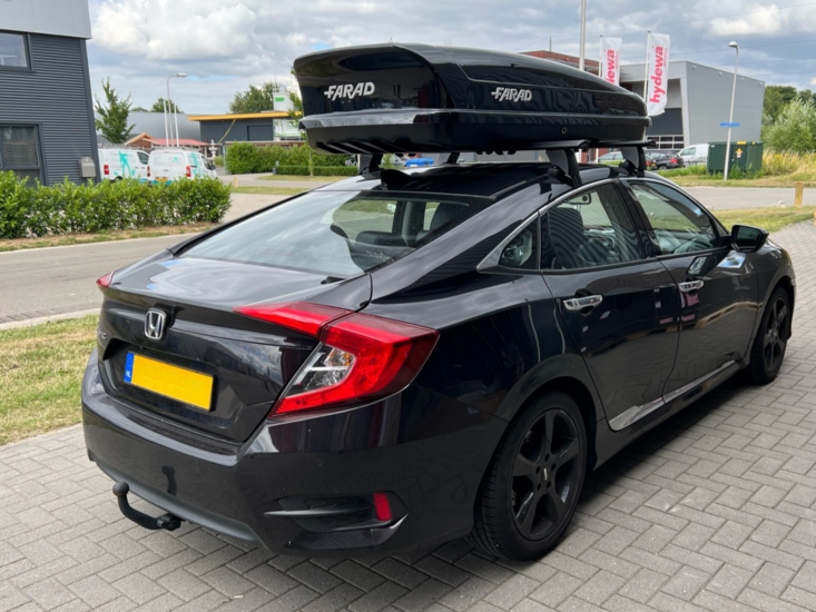 Hond Civic | N21 630 liter | Hoogglans zwart | Model Koral