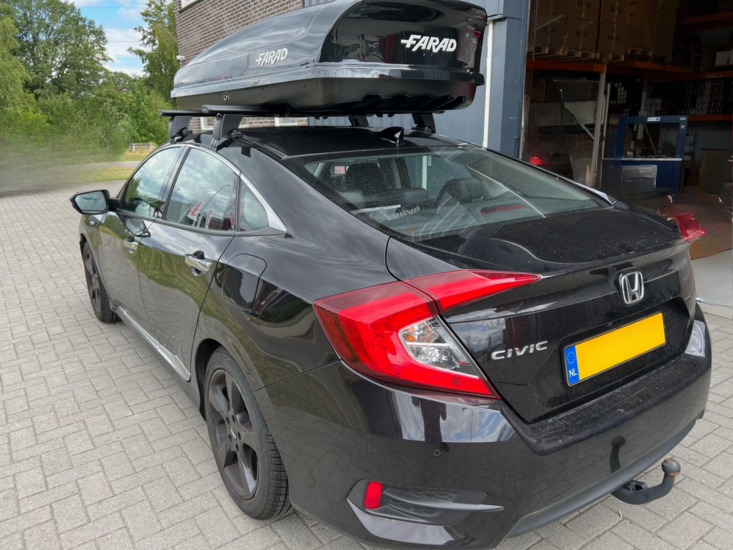Hond Civic | N21 630 liter | Hoogglans zwart | Model Koral