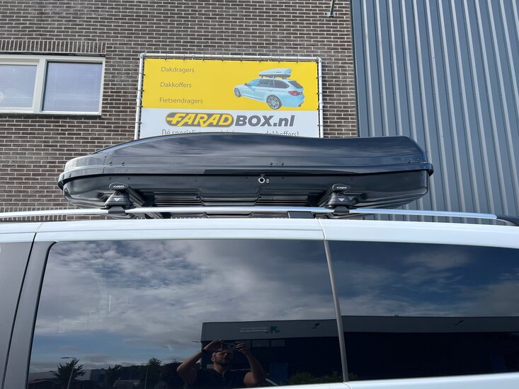 Mercedes V-klasse (250) | N7 680 liter | Hoogglans zwart | Model Marlin