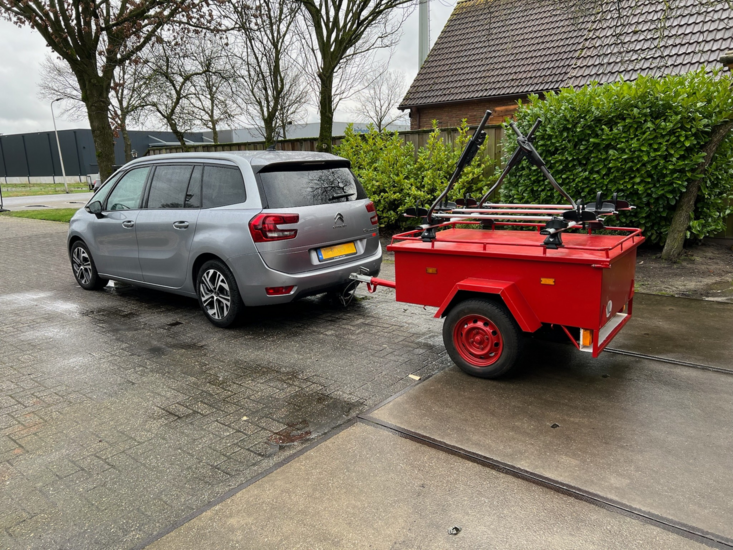 Aanhangwagen |3x Pesio fietsendragers | Luxe dakdragers aluminium