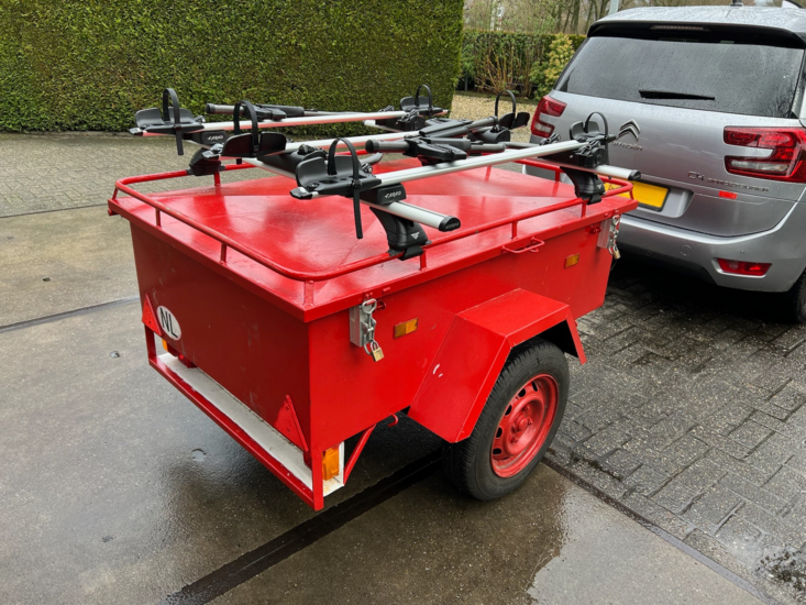 Aanhangwagen |3x Pesio fietsendragers | Luxe dakdragers aluminium