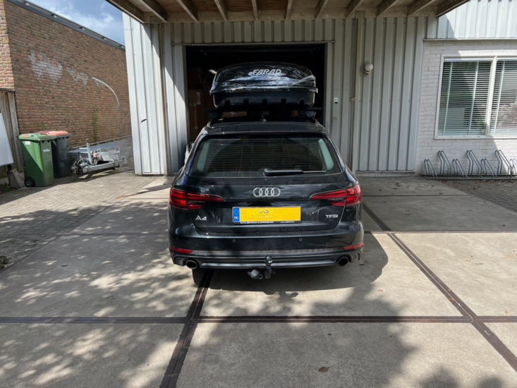 Audi A4 Avant | N7 680 liter | Hoogglans zwart | Model Marlin