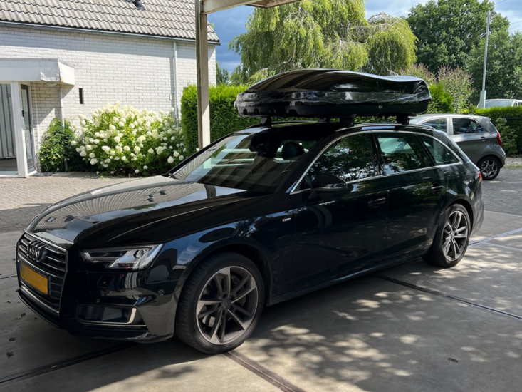 Audi A4 Avant | N7 680 liter | Hoogglans zwart | Model Marlin