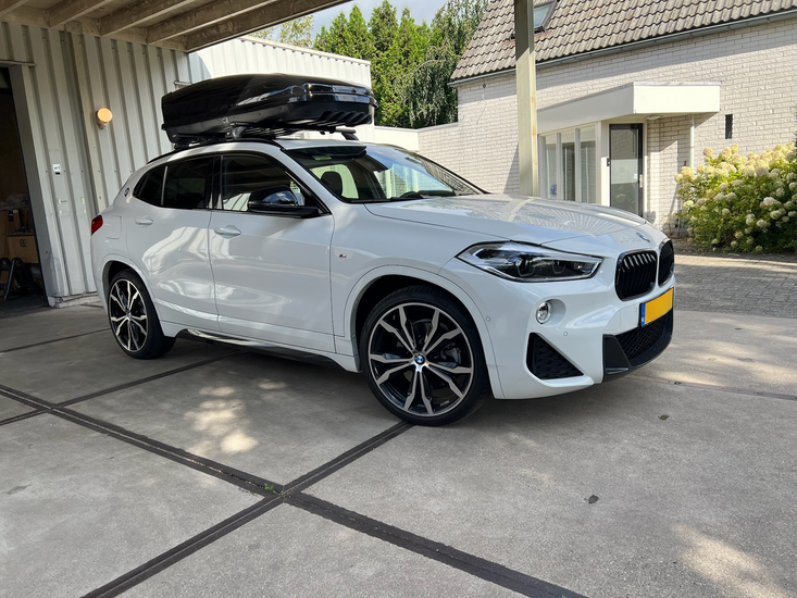 BMW X2 | N20 480 liter | Hoogglans zwart | Model Koral