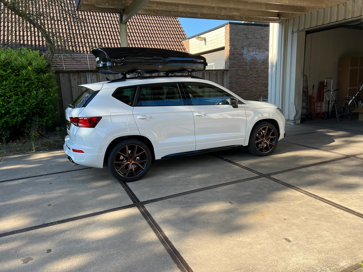 Cupra Ateca | N21 630 liter | Hoogglans zwart | Model Koral