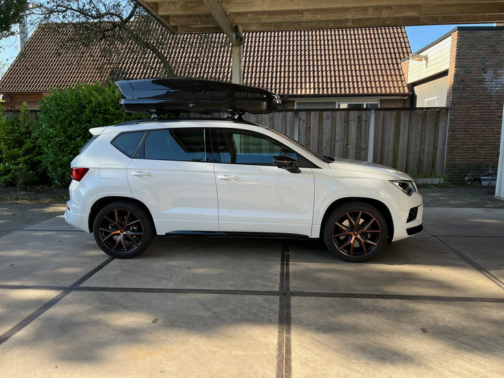 Cupra Ateca | N21 630 liter | Hoogglans zwart | Model Koral