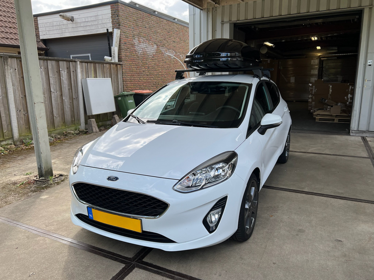 Ford Fiesta | N8 400 liter | Hoogglans zwart | Model Marlin