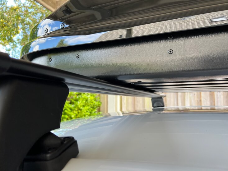 Ford Fiesta | N8 400 liter | Hoogglans zwart | Model Marlin
