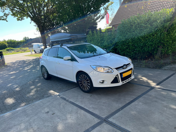 Ford Focus | N20 480 liter | Mat Zwart | Model Koral