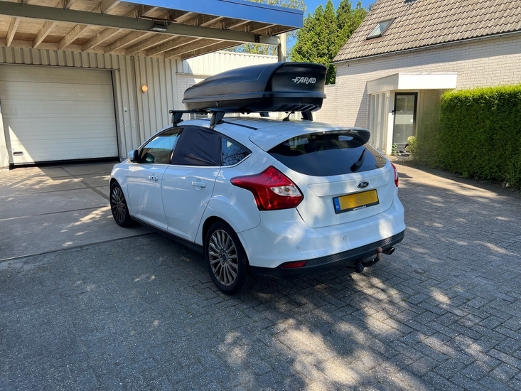 Ford Focus | N20 480 liter | Mat Zwart | Model Koral