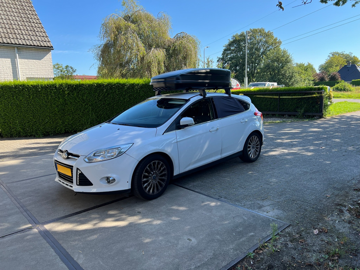 Ford Focus | N20 480 liter | Mat Zwart | Model Koral