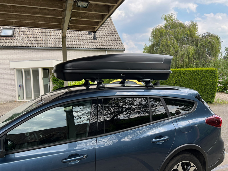 Ford Focus | N20 480 liter | Mat Zwart | Model Koral