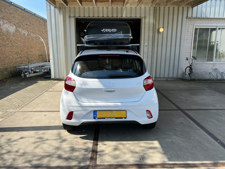 Hyundai i10 | N23 400 liter | Mat zwart | Model Koral