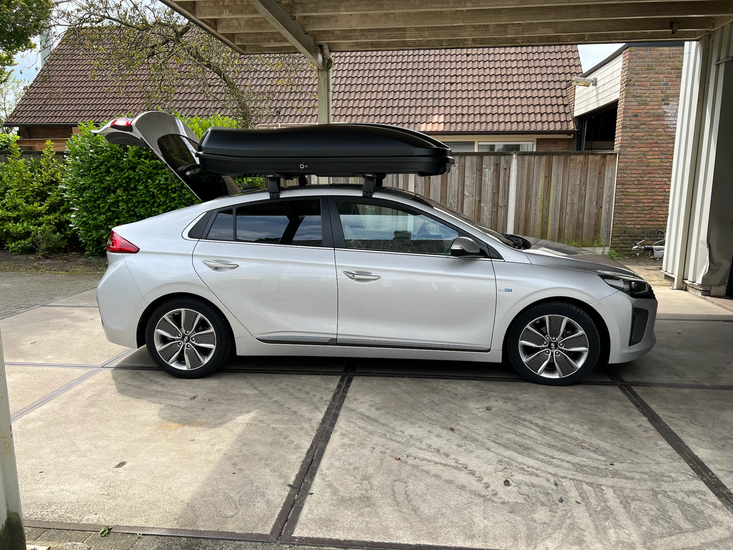 Hyundai Ioniq | N7 680 liter | Mat zwart | Model Marlin