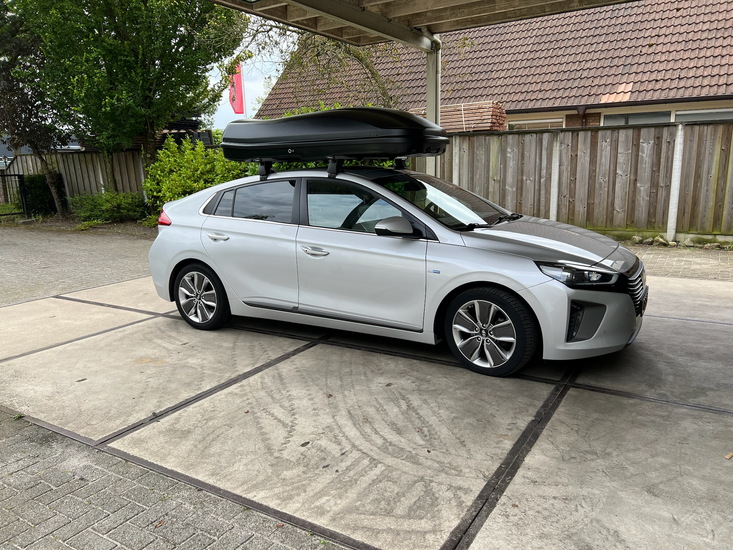 Hyundai Ioniq | N7 680 liter | Mat zwart | Model Marlin